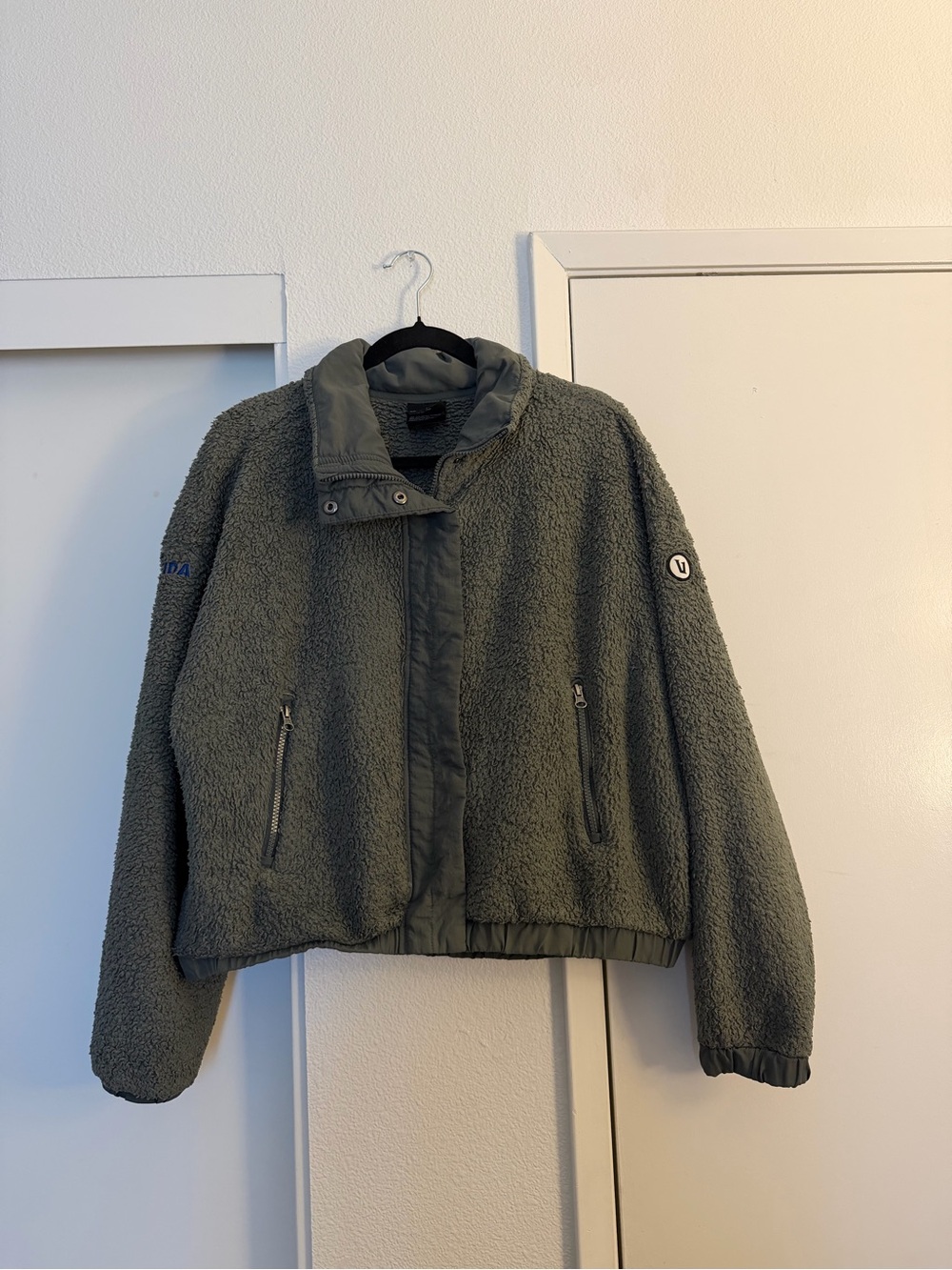 Vuori sage green sherpa zip-up jacket